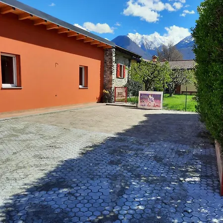 La Casetta Di Biancaneve Valtellina E Lago Di Como Dubino Exterior photo